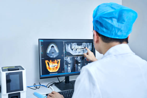 Best Emergency Gum Treatment in Deerfield, IL